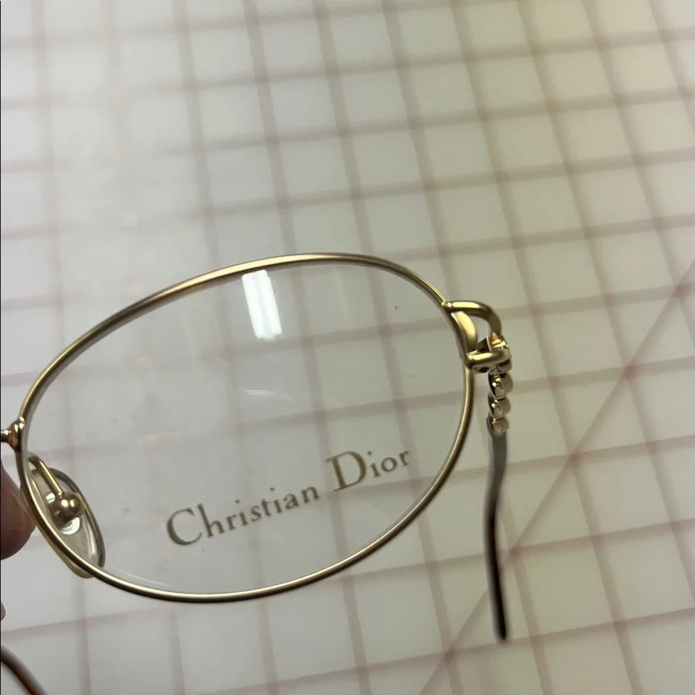 CHRISTIAN DIOR Vintage NWOT Classic Gold/Tortoise 52-18-135 Chain Eyeglass Frame